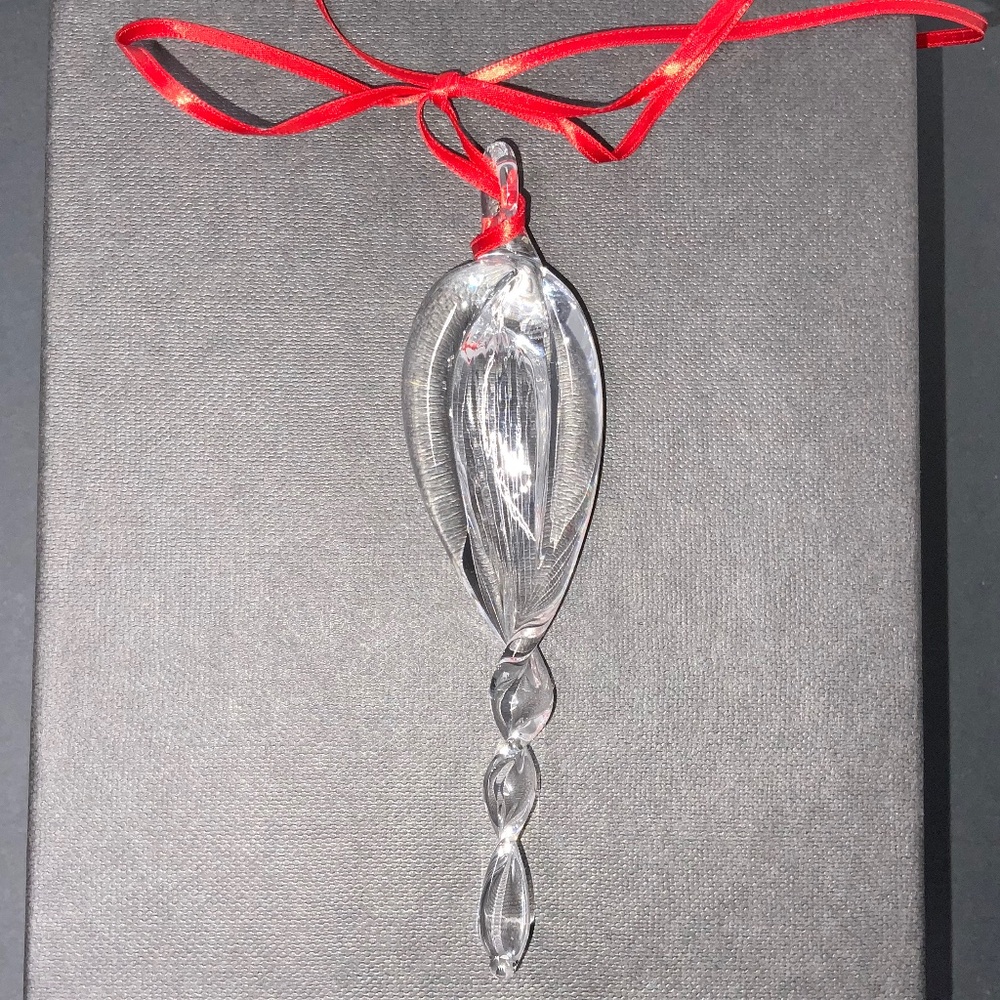 RARE!  Steuben Glass 2001 Twisted Icicle Hand Blown Ornament w/Box & Bag - EUC!